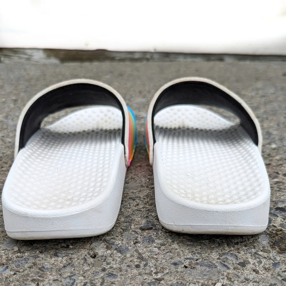 Victoria's Secret Pink Rainbow Stripes Logo Single Strap Slides Sandals - Picture 4 of 7